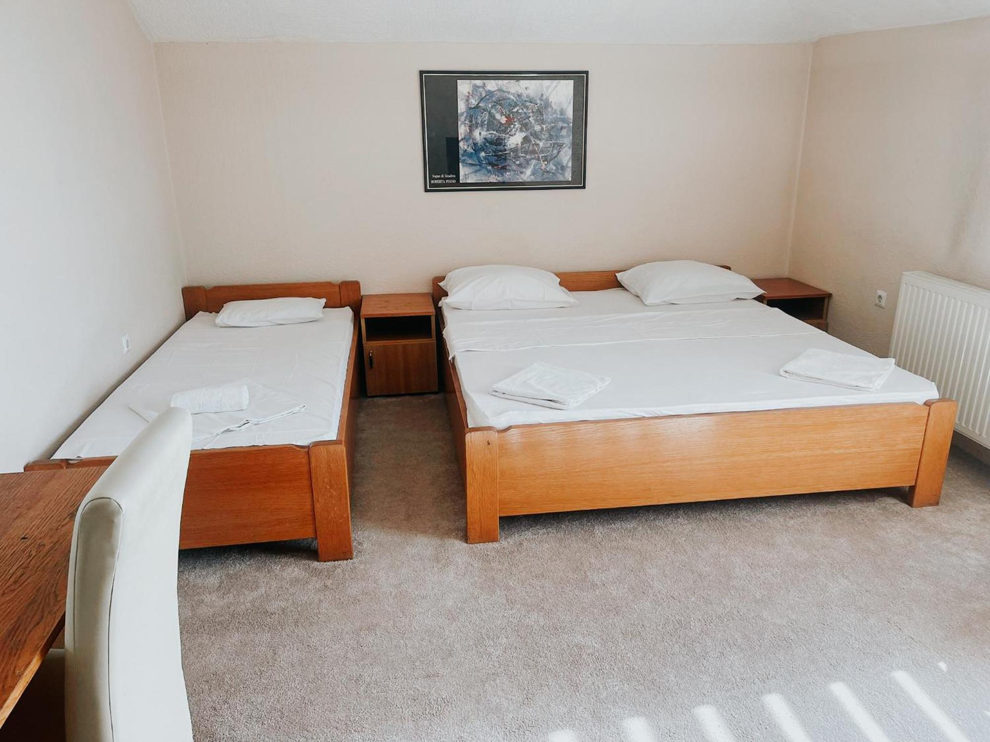 Motel Daco Vitez Eksteriør bilde