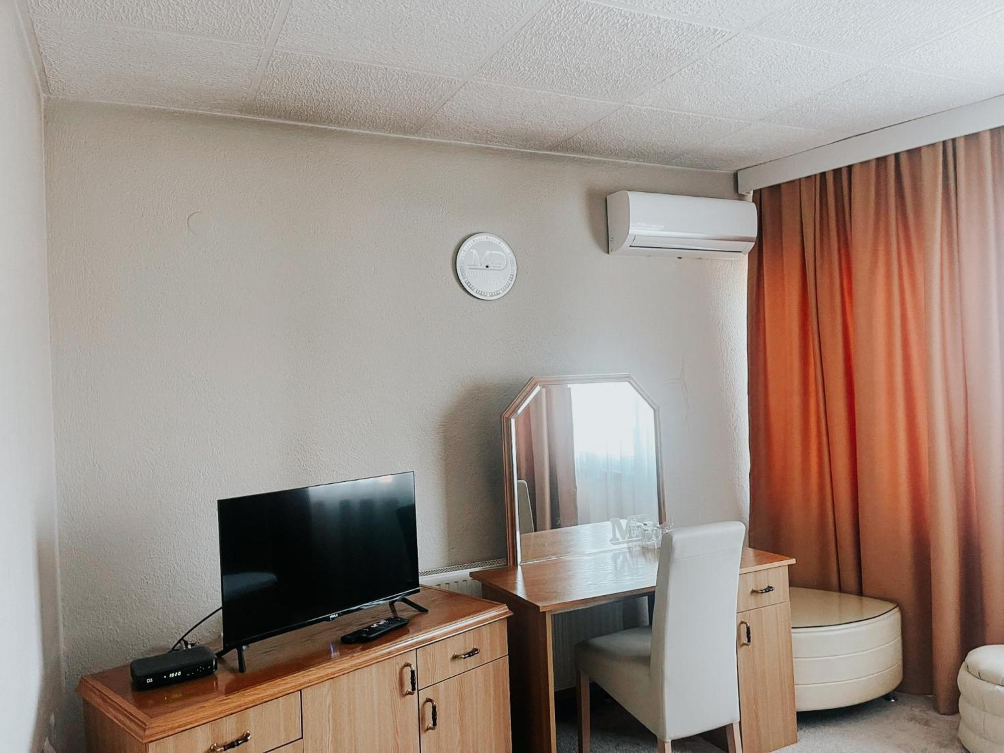 Motel Daco Vitez Eksteriør bilde